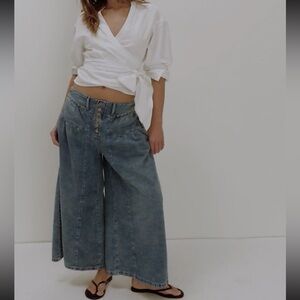 NWOT We The Free Blossom Pull On Jeans Size Small